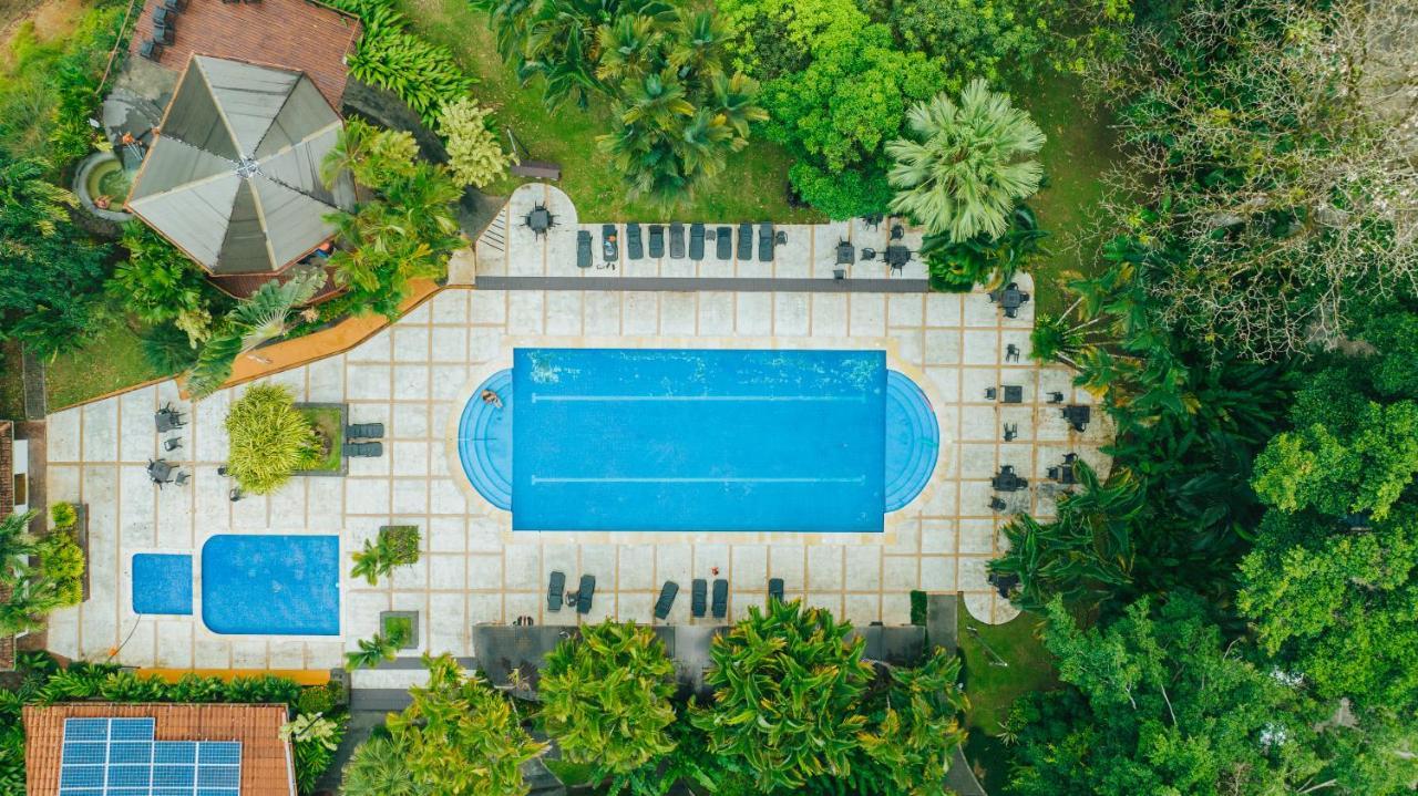 Tilajari Hotel Resort La Fortuna Exterior photo